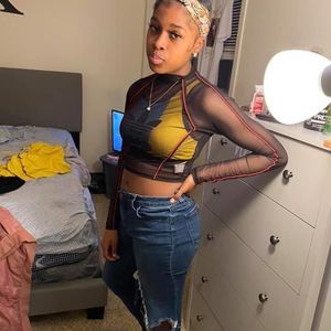 Meet your Posher, Ari